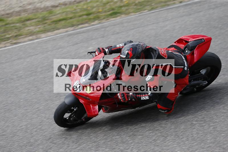 /09 19.04.2026  Caremotion get faster ADR/Gruppe gelb/69